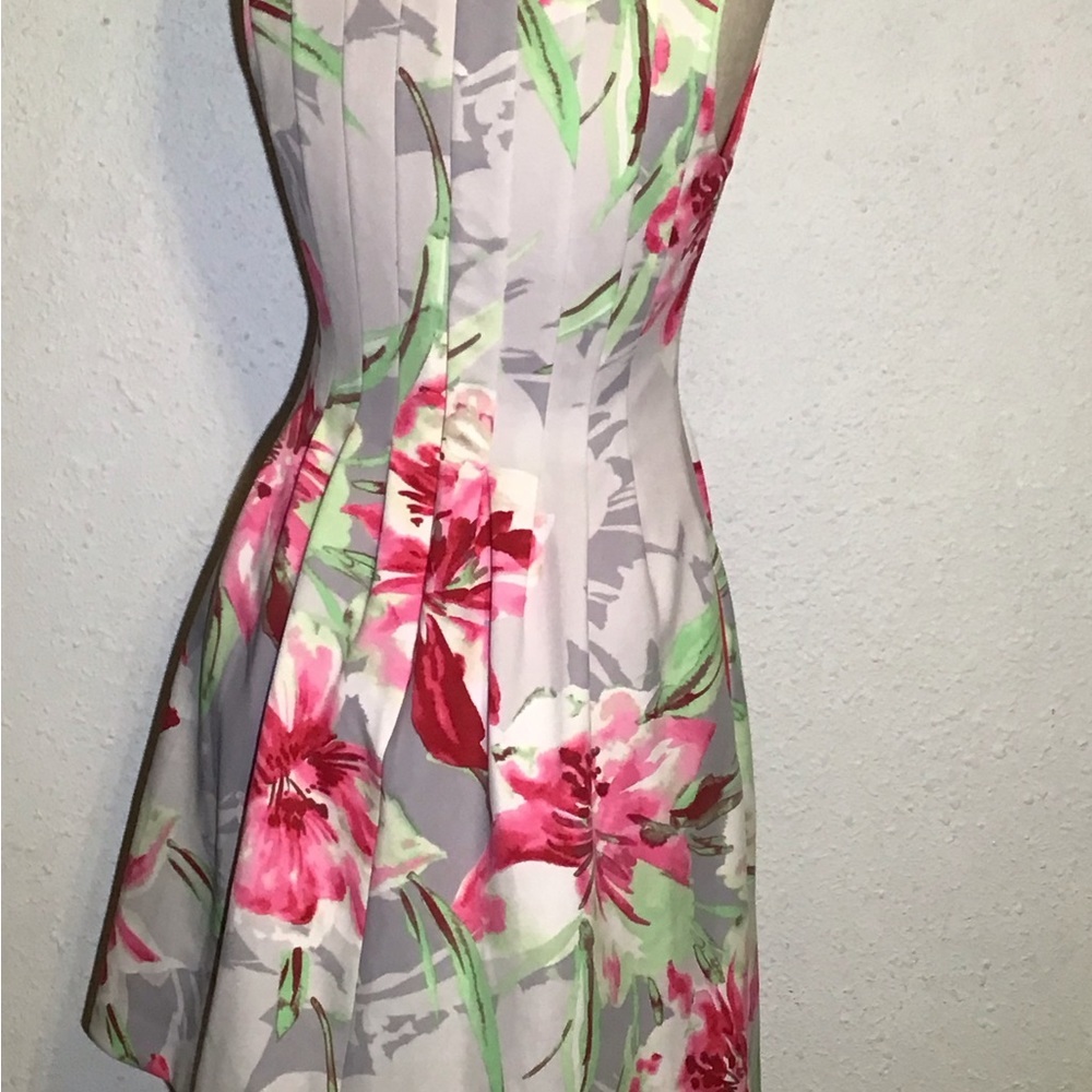 Vince camuto fit & flare Floral dress size 6 - Picture 6 of 12